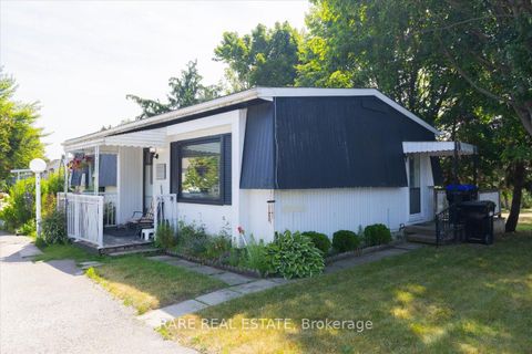 Photo 1 at 45 Linden Lane, Rural Innisfil, Innisfil Photo 1 at 45 Linden Lane, Rural Innisfil, Innisfil