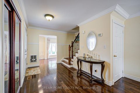 Photo 7 at 811 Huntingwood Drive, Sullivan, Toronto