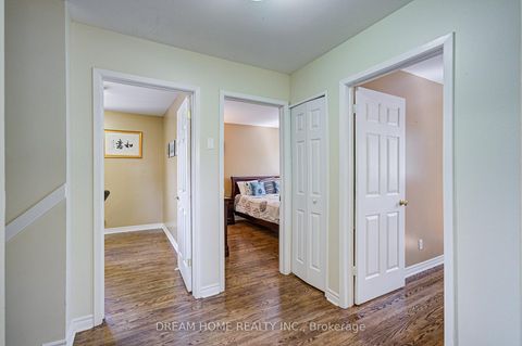 Photo 23 at 811 Huntingwood Drive, Sullivan, Toronto