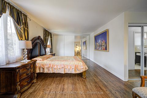 Photo 28 at 811 Huntingwood Drive, Sullivan, Toronto