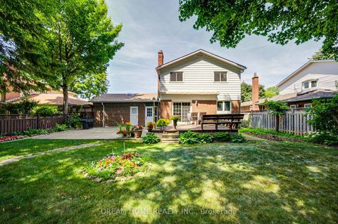 Photo 42 at 811 Huntingwood Drive, Sullivan, Toronto