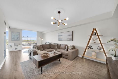 Photo 1 at 1002 - 30 Harding Boulevard W, North Richvale, Richmond Hill