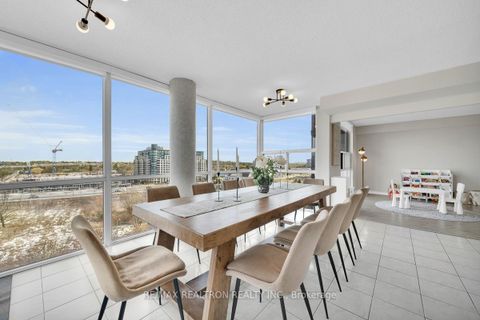 Photo 10 at 1002 - 30 Harding Boulevard W, North Richvale, Richmond Hill