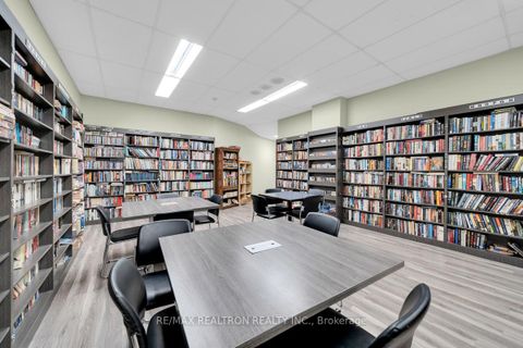 Photo 31 at 1002 - 30 Harding Boulevard W, North Richvale, Richmond Hill