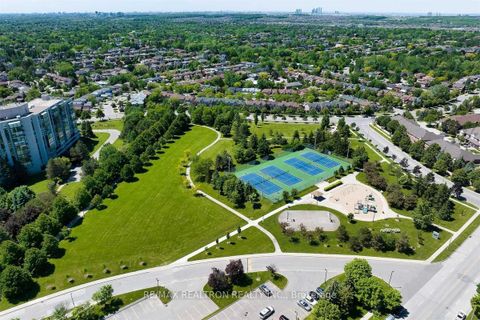 Photo 33 at 1002 - 30 Harding Boulevard W, North Richvale, Richmond Hill