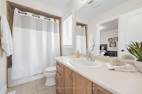 Photo 23 at 130 Innville Crescent, BR Bronte, Oakville