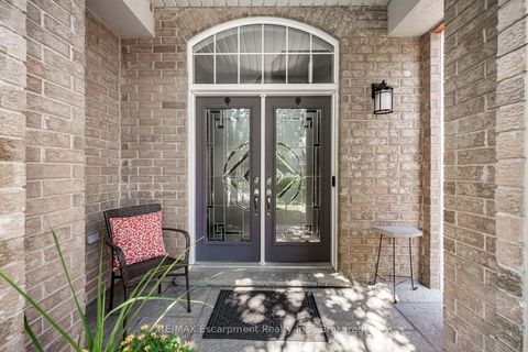 Photo 32 at 130 Innville Crescent, BR Bronte, Oakville
