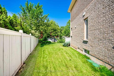 Photo 39 at 130 Innville Crescent, BR Bronte, Oakville