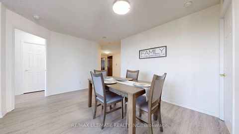 Photo 17 at 905 - 18 SPRING GARDEN Avenue, Willowdale East, Toronto