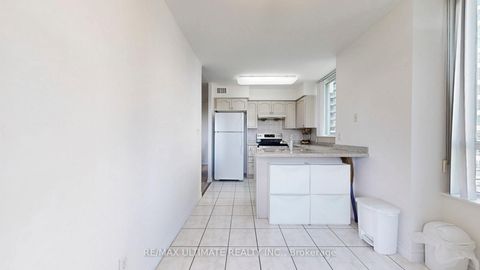 Photo 26 at 905 - 18 SPRING GARDEN Avenue, Willowdale East, Toronto