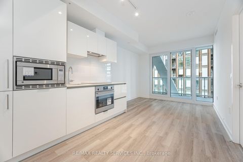 Photo 6 at 2721 - 230 Simcoe Street, Chinatown, Toronto