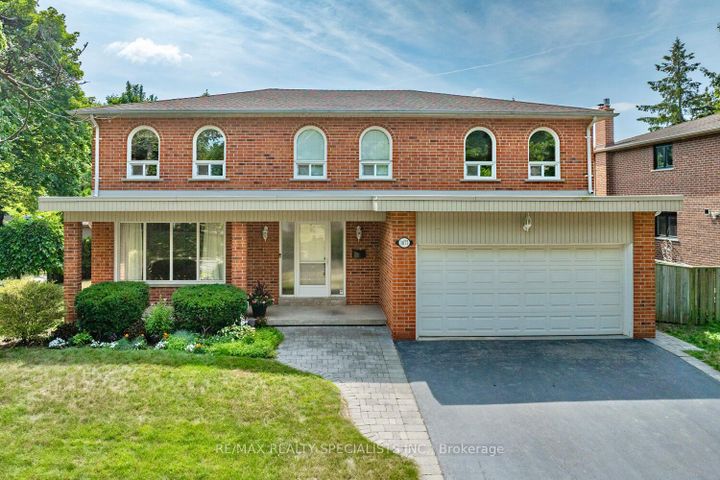 Photo 0 at 1677 Sherwood Forrest Circle, Sheridan, Mississauga