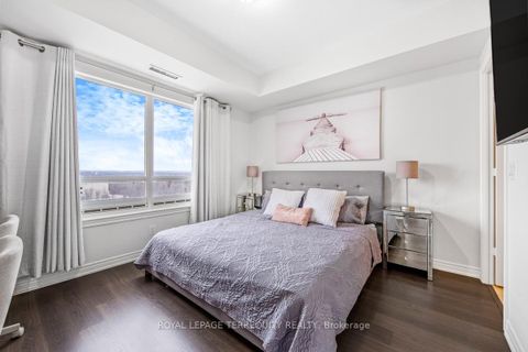 Photo 8 at 1015 - 9245 Jane Street, Maple, Vaughan