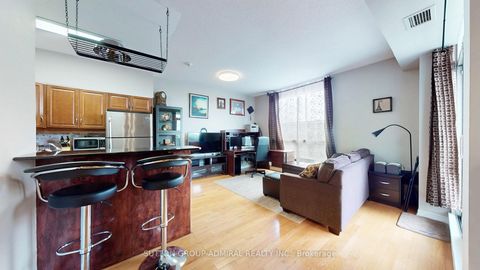 Photo 9 at 707 - 4200 Bathurst Street, Clanton Park, Toronto