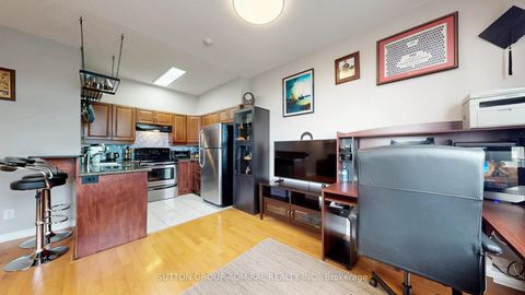 Photo 13 at 707 - 4200 Bathurst Street, Clanton Park, Toronto