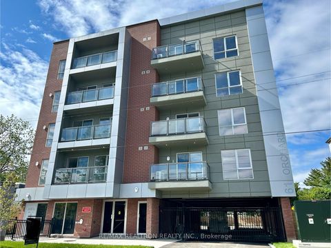 Photo 2 at 303 - 61 Orchard Park Drive, West Hill, Toronto