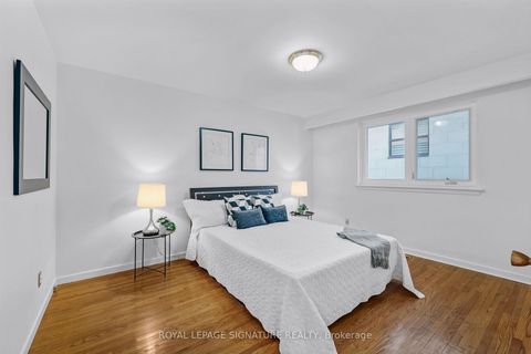 Photo 15 at 86 Heathview Avenue, Bayview Village, Toronto