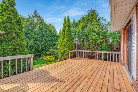 Photo 33 at 86 Heathview Avenue, Bayview Village, Toronto