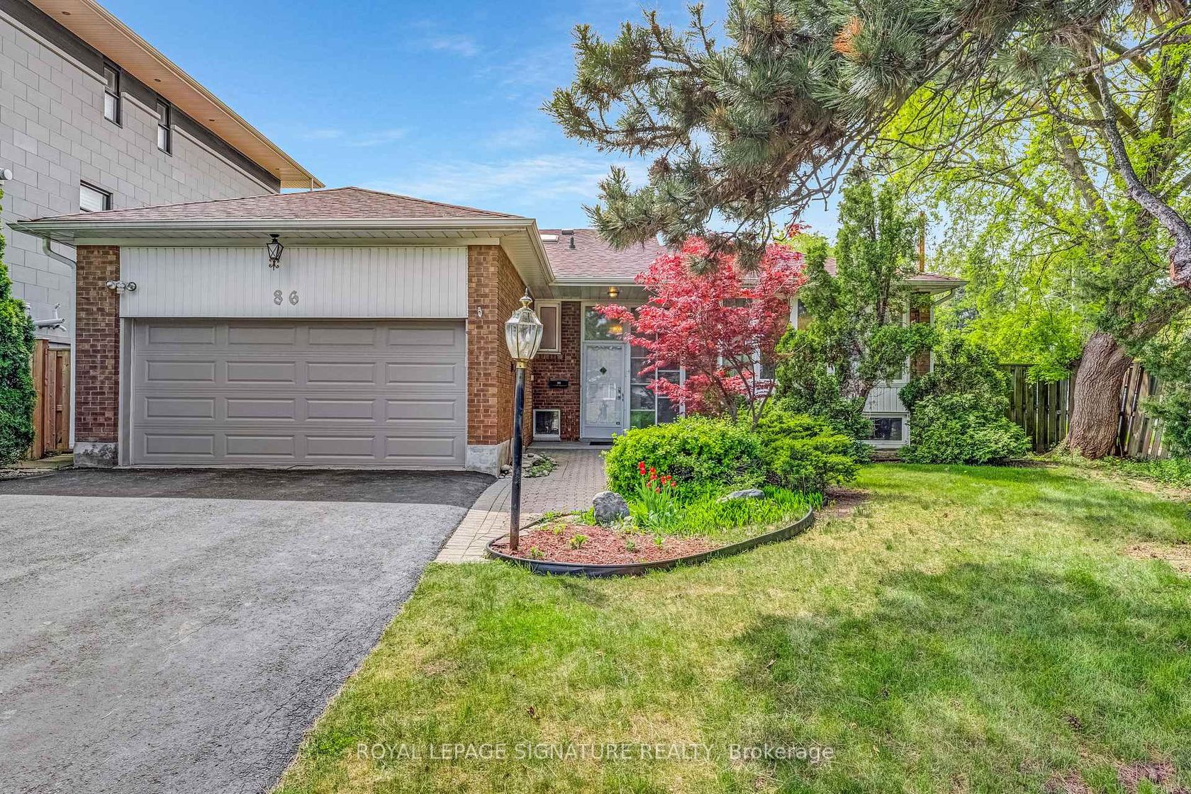 86 Heathview Avenue, Bayview Village, Toronto by Loree Meneguzzi Real Estate 86 Heathview Avenue, Bayview Village, Toronto