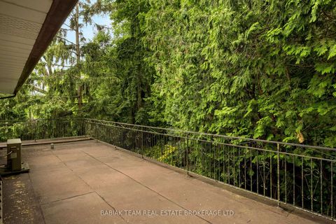 Photo 28 at 90 Humberview Road, Lambton Baby Point, Toronto