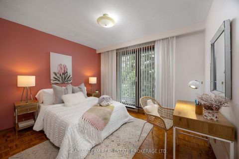 Photo 31 at 90 Humberview Road, Lambton Baby Point, Toronto