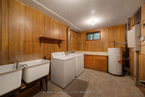 Photo 35 at 90 Humberview Road, Lambton Baby Point, Toronto