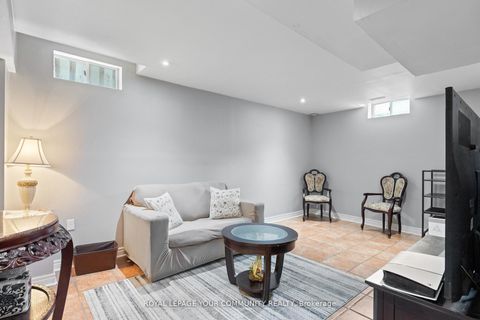 Photo 20 at 299 Discovery Trail, Vellore Village, Vaughan