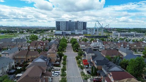 Photo 31 at 299 Discovery Trail, Vellore Village, Vaughan