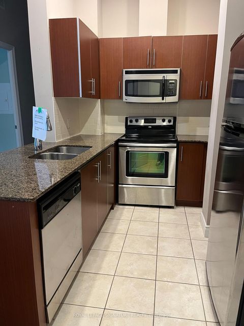 Photo 8 at A32 - 281 Woodbridge Avenue, West Woodbridge, Vaughan