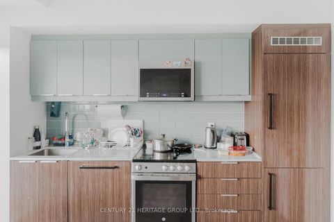 Photo 13 at 912 - 90 GLEN EVEREST Road, Cliffside, Toronto
