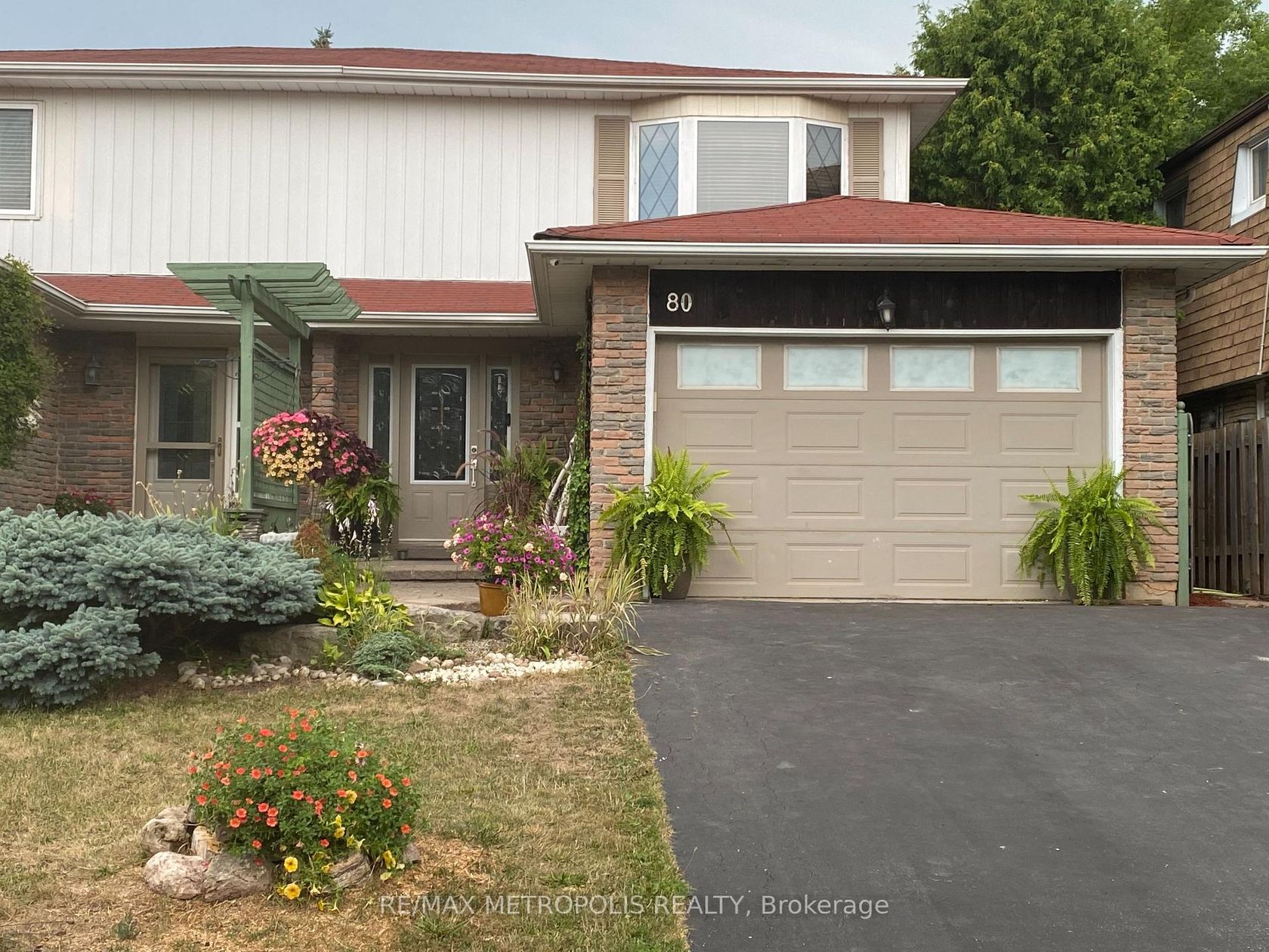 80 Orsett Street, CP College Park, Oakville 