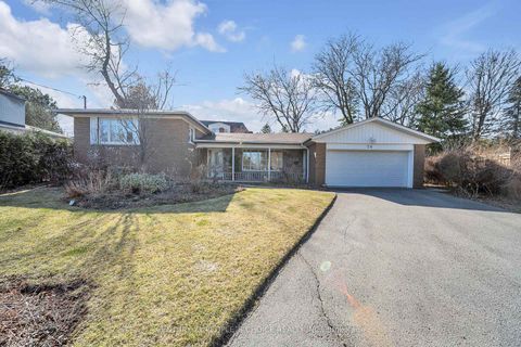 Photo 0 at 26 Paultiel Drive, Newtonbrook East, Toronto
