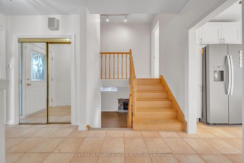 Photo 22 at 26 Paultiel Drive, Newtonbrook East, Toronto