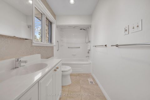 Photo 29 at 26 Paultiel Drive, Newtonbrook East, Toronto