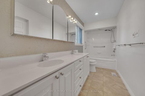 Photo 30 at 26 Paultiel Drive, Newtonbrook East, Toronto