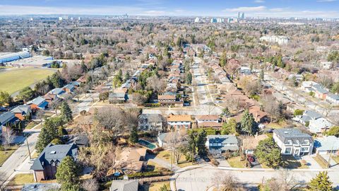 Photo 41 at 26 Paultiel Drive, Newtonbrook East, Toronto