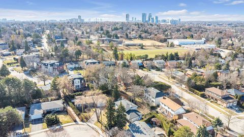 Photo 42 at 26 Paultiel Drive, Newtonbrook East, Toronto