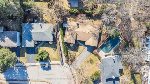 Photo 43 at 26 Paultiel Drive, Newtonbrook East, Toronto