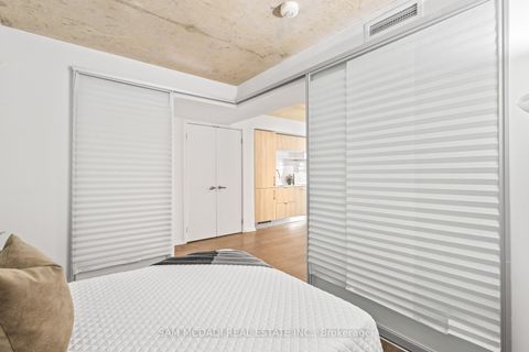 Photo 9 at 802 - 5 Soudan Avenue, Mount Pleasant West, Toronto