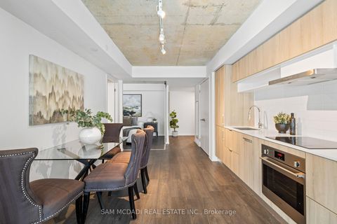 Photo 11 at 802 - 5 Soudan Avenue, Mount Pleasant West, Toronto