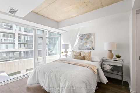 Photo 14 at 802 - 5 Soudan Avenue, Mount Pleasant West, Toronto