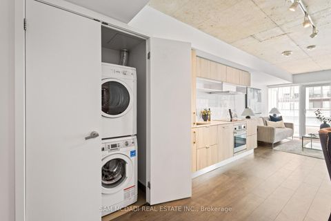 Photo 22 at 802 - 5 Soudan Avenue, Mount Pleasant West, Toronto