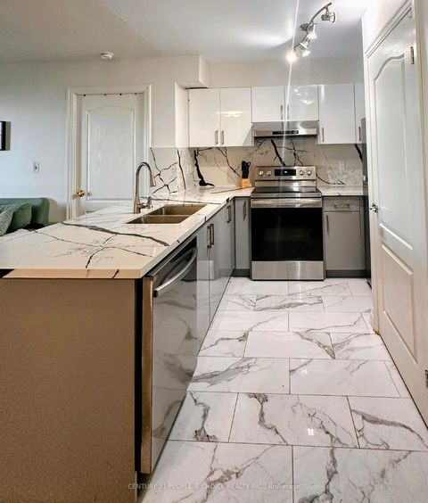 Photo 1 at 1507 - 188 Doris Avenue, Willowdale East, Toronto