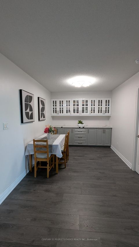 Photo 2 at 1507 - 188 Doris Avenue, Willowdale East, Toronto
