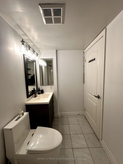 Photo 12 at 1507 - 188 Doris Avenue, Willowdale East, Toronto