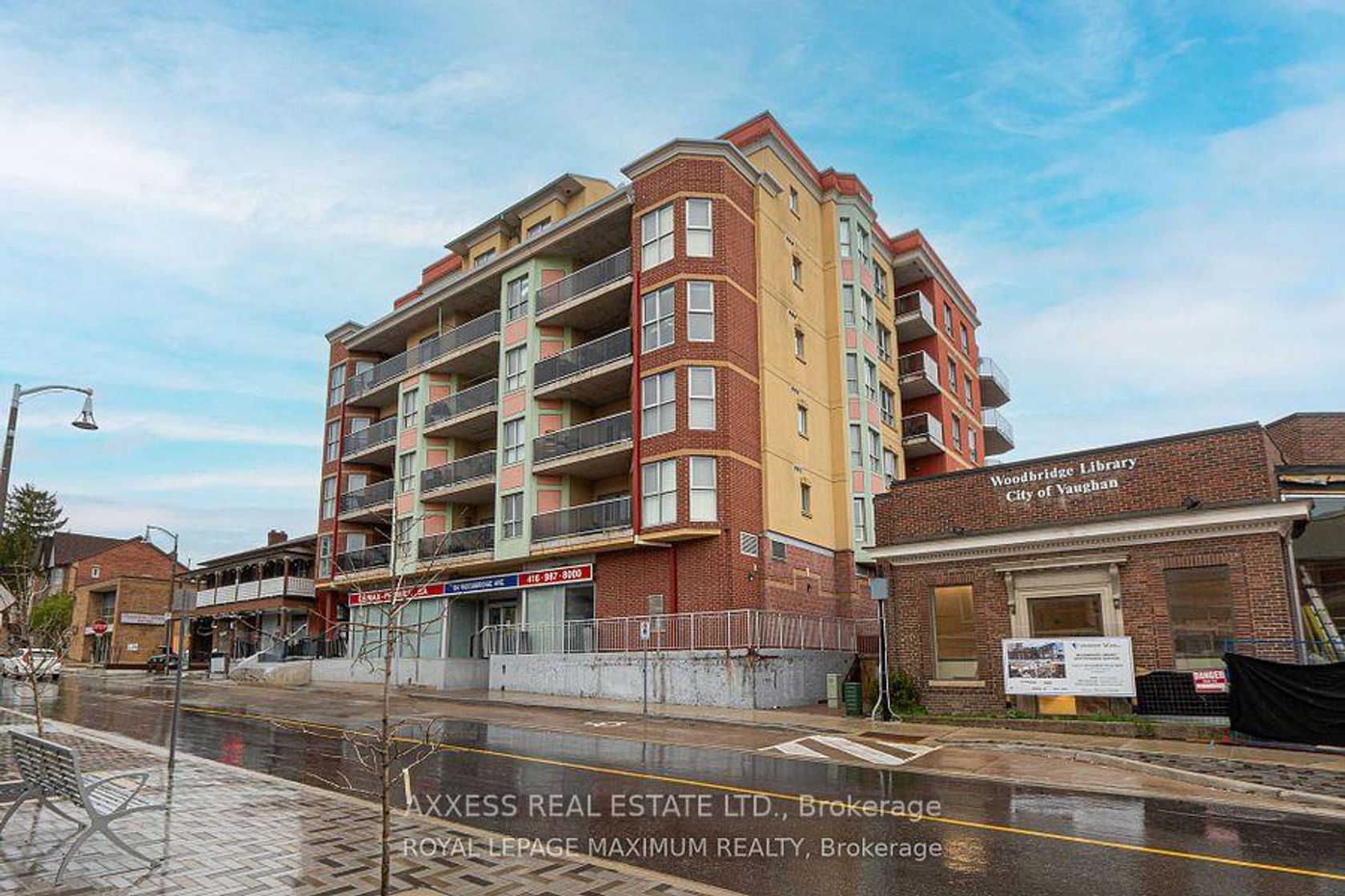 210 - 160 Woodbridge Avenue, West Woodbridge, Vaughan 