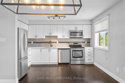 Photo 8 at 5 - 49 Ferndale Drive S, Ardagh, Barrie