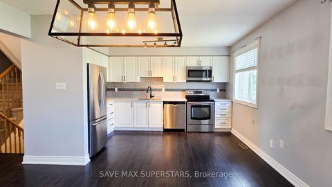 Photo 31 at 5 - 49 Ferndale Drive S, Ardagh, Barrie