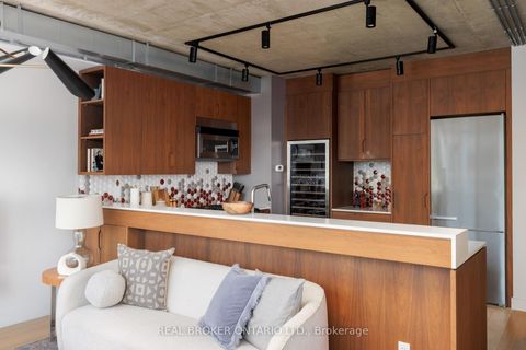 Photo 2 at PH08 - 38 Niagara Street, Waterfront Communities C1, Toronto