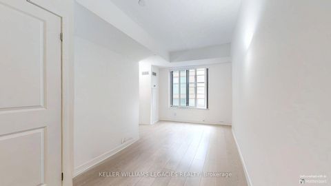 Photo 8 at 405 - 543 Richmond Street W, Waterfront Communities C1, Toronto